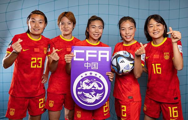 跟着电影开启唐人街之旅2026-03-27 当春分遇到龙抬头：春风启新，昂首向前2026-03-20 光线传媒董事长王长田:立足优质电影 打造世界级IP2026-03-18 《马说新语》斩获2026AI春晚优秀奖 AI赋能国潮文艺2026-03-17 《镖人》已差不多回本？