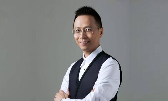 第二季》发布全新预告，钢铁侠、美国队长、雷神、奇异博士、银河护卫队、黑豹、冬兵等漫威超级英雄依次亮相，继续上演脑洞大开的故事，该剧共9集，将于12月22日上 脑洞大开！
