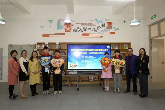 音乐剧《魔法坏女巫》登大银幕 朱浩伟将执导筒 2021-02-03 自2003年在百老汇首演以来就收获无数拥趸的音乐剧作品《魔法坏女巫》，即将被搬上银幕。