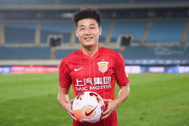 “十二年就这么过去啦，你们都长大了对吧？