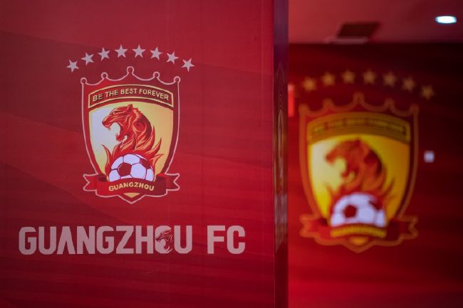 春节档影片《哪吒之魔童闹海》以超143.62亿元的国内票房、3亿观影人次、20.10亿美元的全球票房，展现了中国动画电影产业的硬核实力。