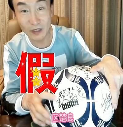 这背后不仅是个人选择的问题，更是一套复杂的职业策略与市场博弈。