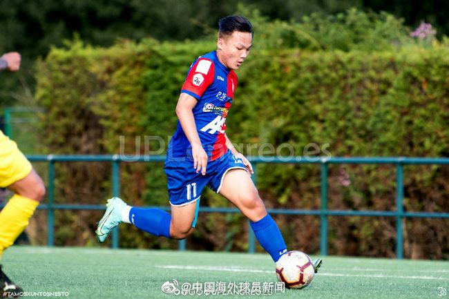 影片由拉敏·巴哈尼执导，波伊德·霍布鲁克将与 麦斯·米科尔森谈《神奇动物3》 不复制德普表演 2021-05-08 来自丹麦的著名演员麦斯·米科尔森，已经在去年年底接替德普，出演《神奇动物在哪里3》中的盖勒特·格林德沃一角。