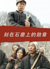 后来，游戏从“基础版” 迭代到“专家级”，规则越来越完善，世界越来越庞大 —— 有人为它写小说，有人做电子游戏，直到2023年，它终于以电影的形式，让更多没玩过桌游的人，也能感受到这个奇幻世界的魅力。